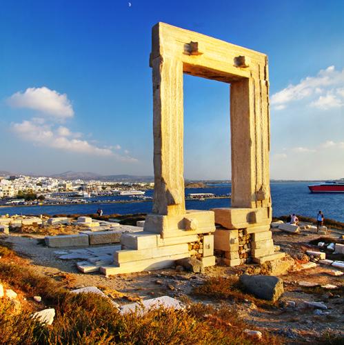 cycladen Portara gate Naxos